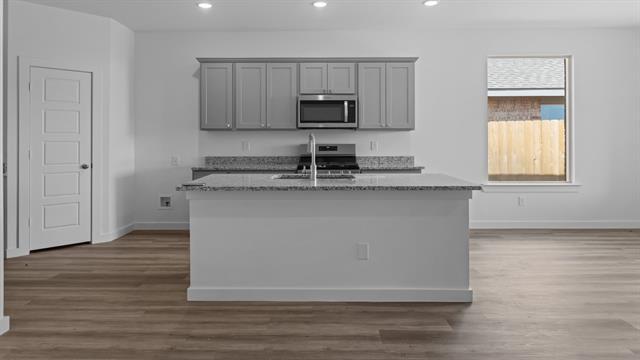 Building Photo - 8536 Big Apple Dr