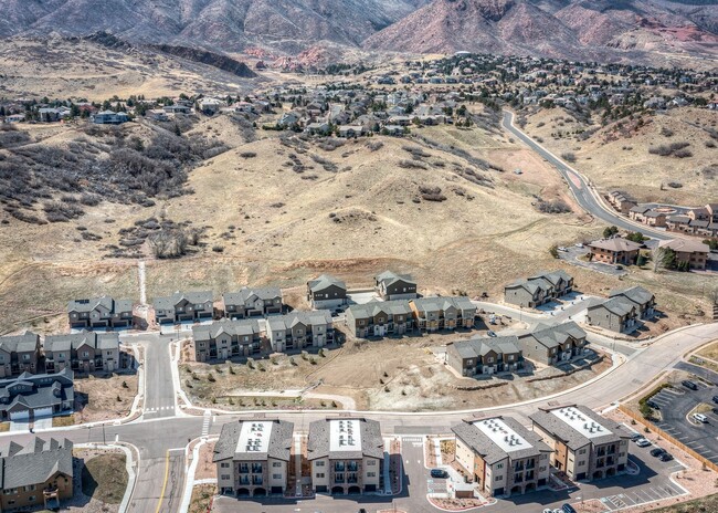 Building Photo - Next to NATURE 3 bed Townhome in Mt. Shadows