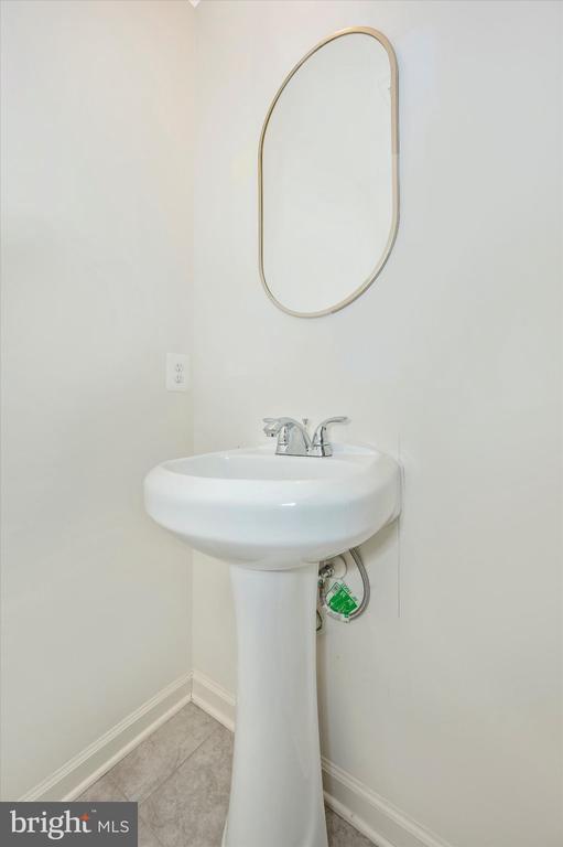 Building Photo - 7780 Dagny Wy