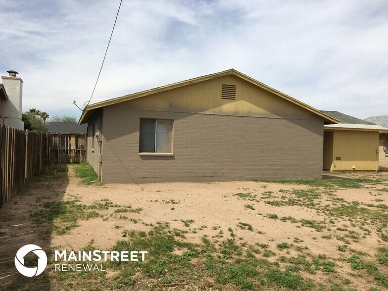 Building Photo - 1819 N 47th Dr