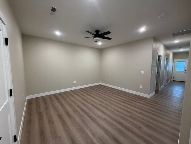 Building Photo - 2121 Carr Rd