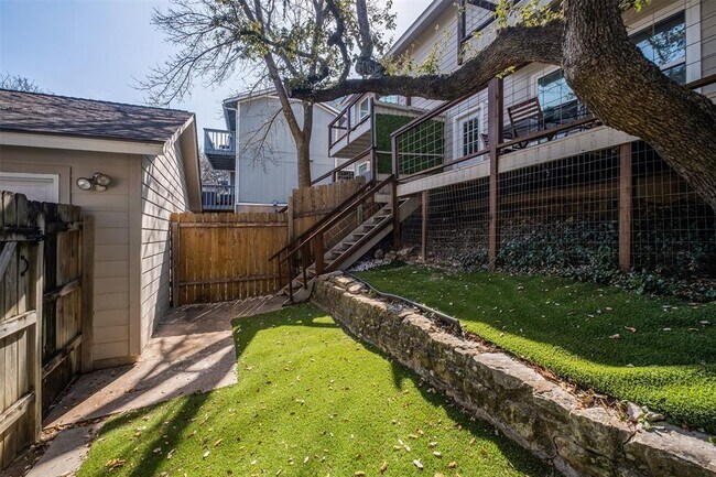 Building Photo - 3208 Twinberry Cove
