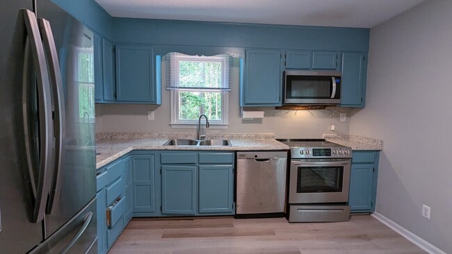 Building Photo - 55 Candytuff Ln