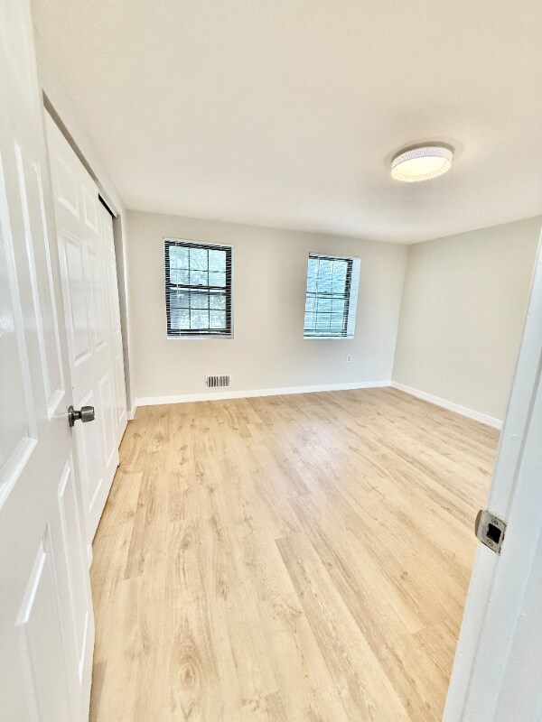 Building Photo - 1005 Frankford Ave