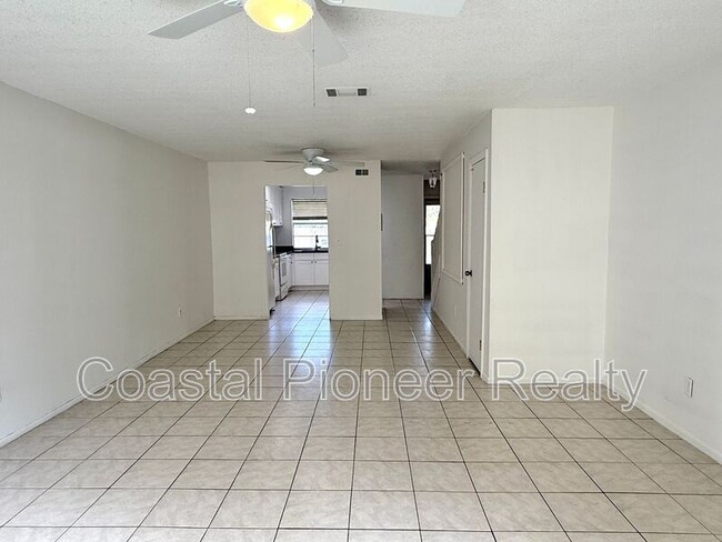 Building Photo - 7573 Abonado Rd