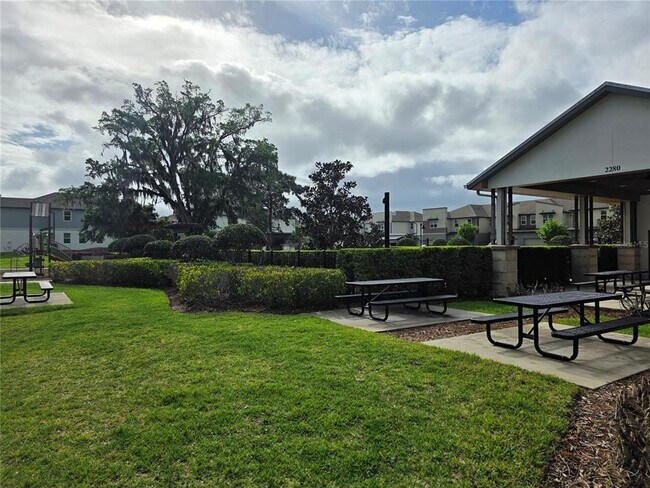 Building Photo - 2372 Shadowland Lp