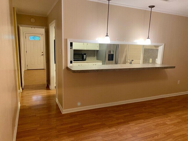 Building Photo - Must see this Beautiful 3/2 home in Village St. George Available NOW