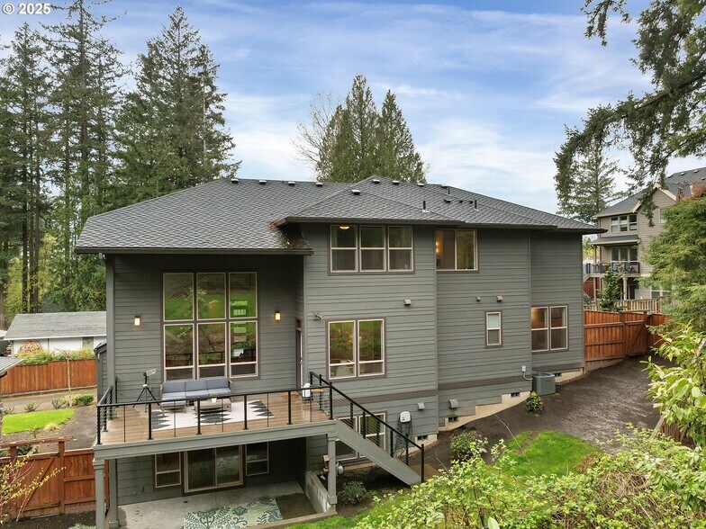 Building Photo - 9709 SW West Haven Dr