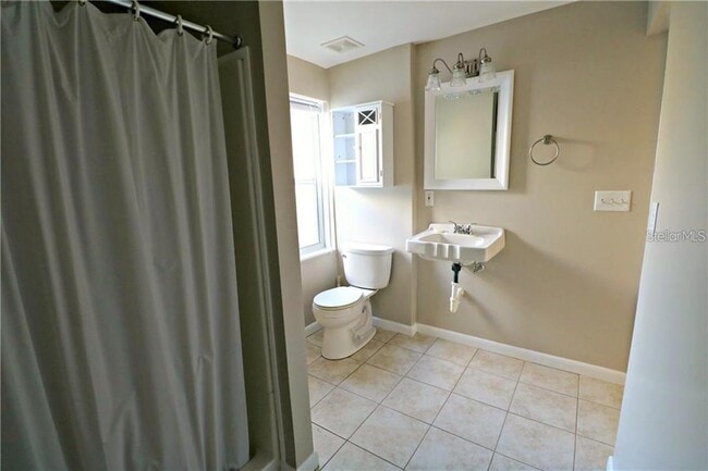 Building Photo - 1222 St Anne Shrine Rd