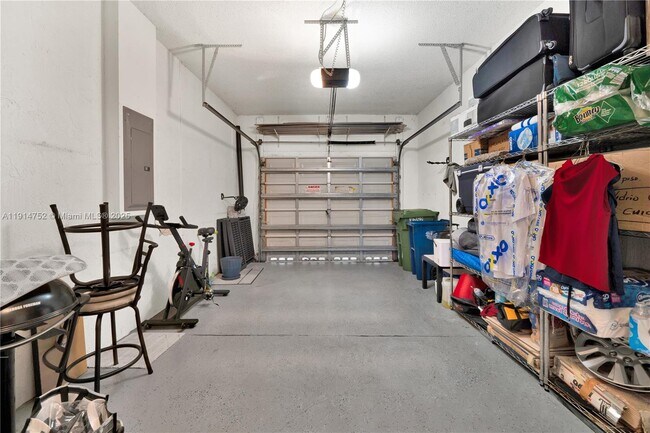 Building Photo - 3752 San Simeon Cir