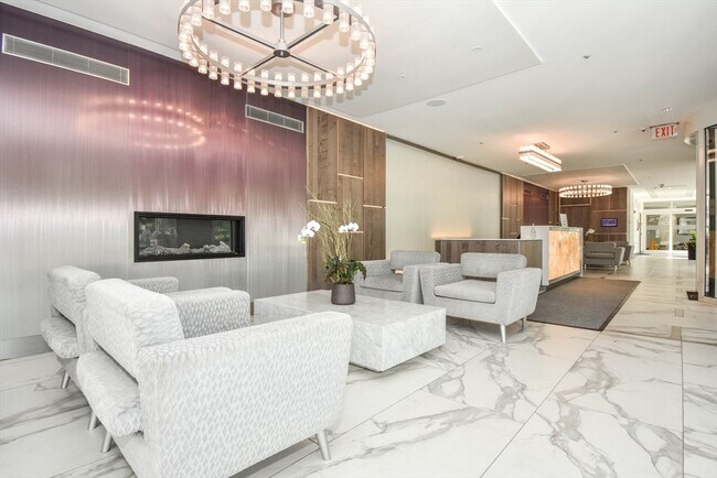 Building Photo - 10 Museum Way