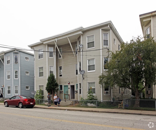 270272 Mechanic St 270272 Mechanic St Southbridge MA 01550