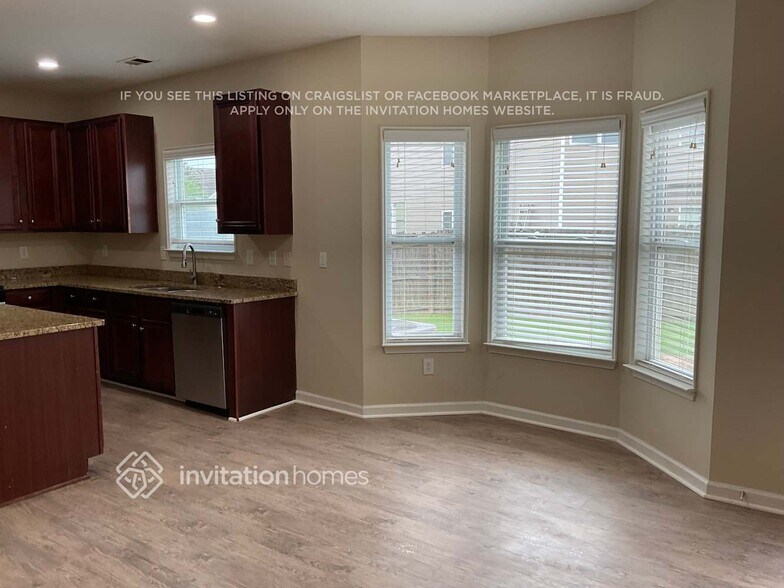 Building Photo - 4015 Pointe Vecchio Cir