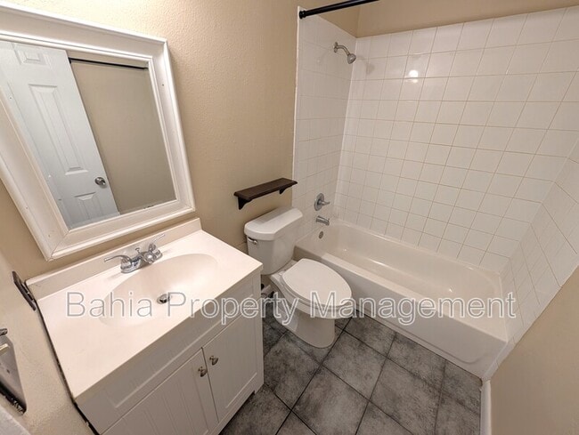 Building Photo - 3307 N 77th St