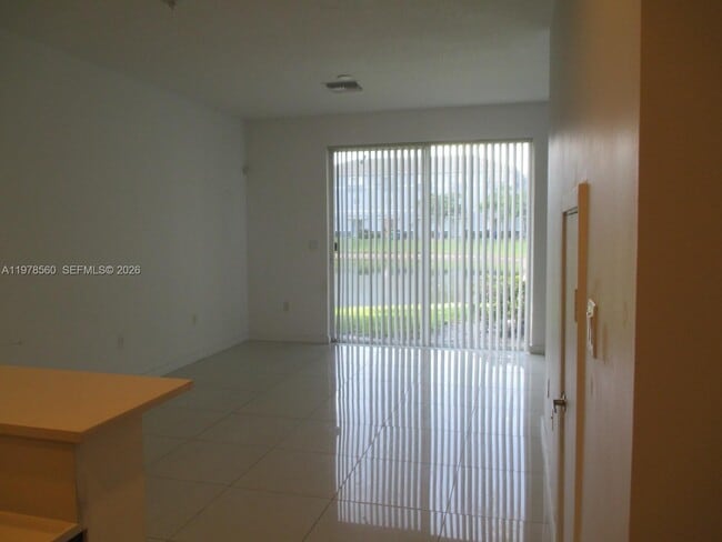 Building Photo - 3417 NW 13th St