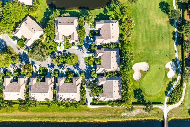 Building Photo - 16939 Isle of Palms Dr