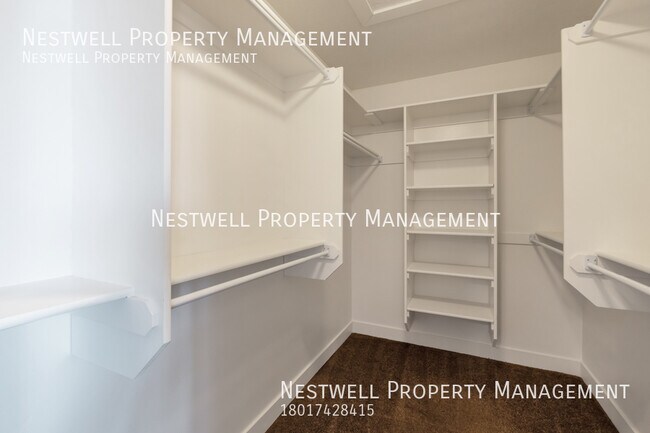 Building Photo - Beautiful 3-bed Townhome in Farmington in