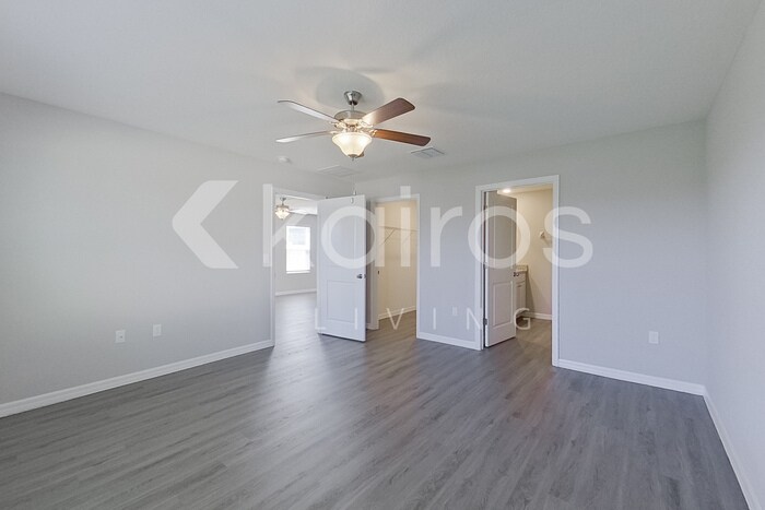 Building Photo - 4383 SW 85 Ln