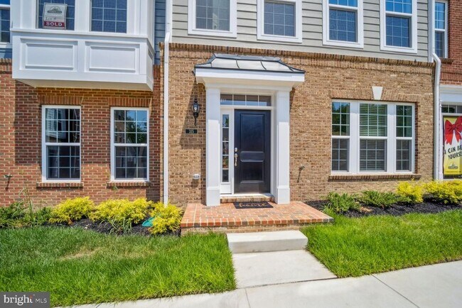 Building Photo - 315 Buckeye Cir