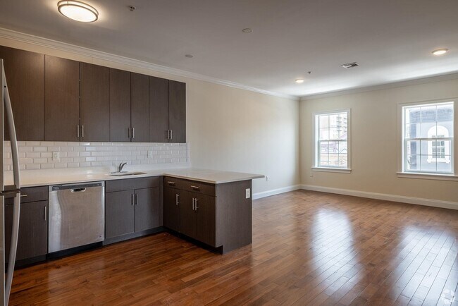 Building Photo - 4401 Bergenline Ave