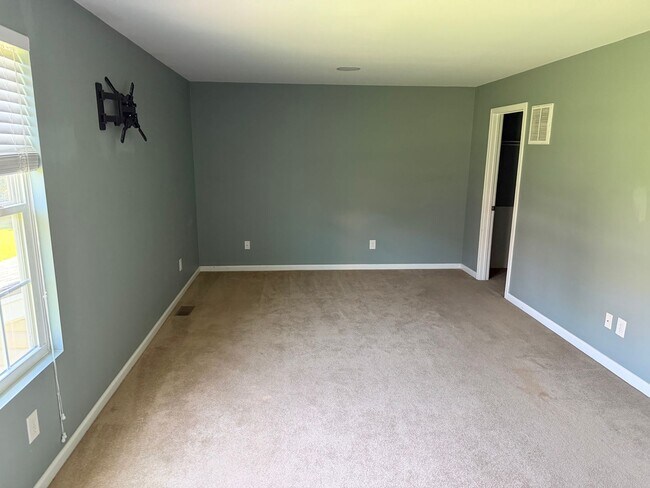 Building Photo - 109 Gupton Ct