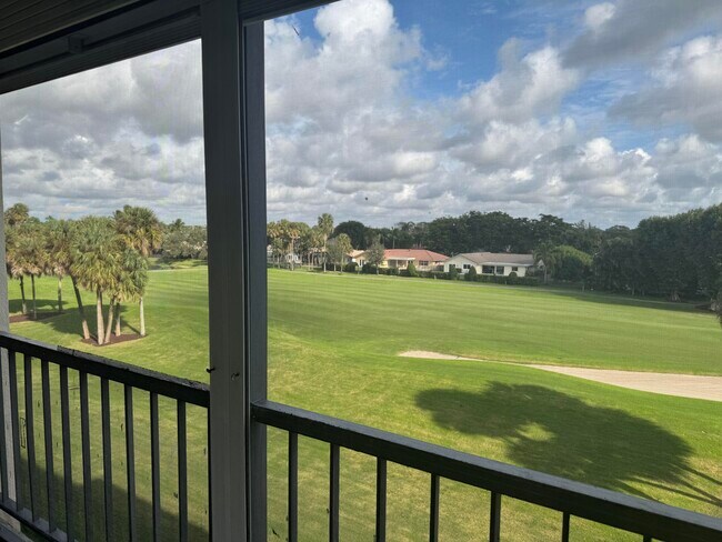 Building Photo - 2430 Deer Creek Country Club Blvd