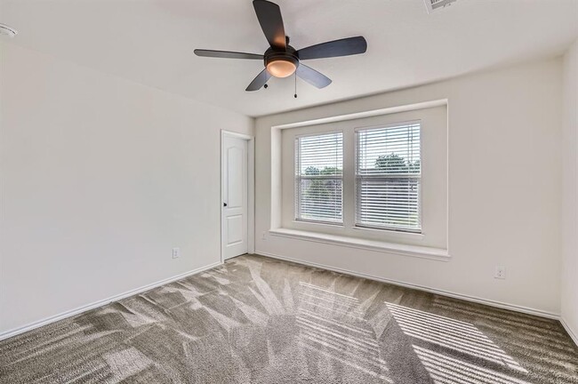 Building Photo - 1161 Verna Brooks Way