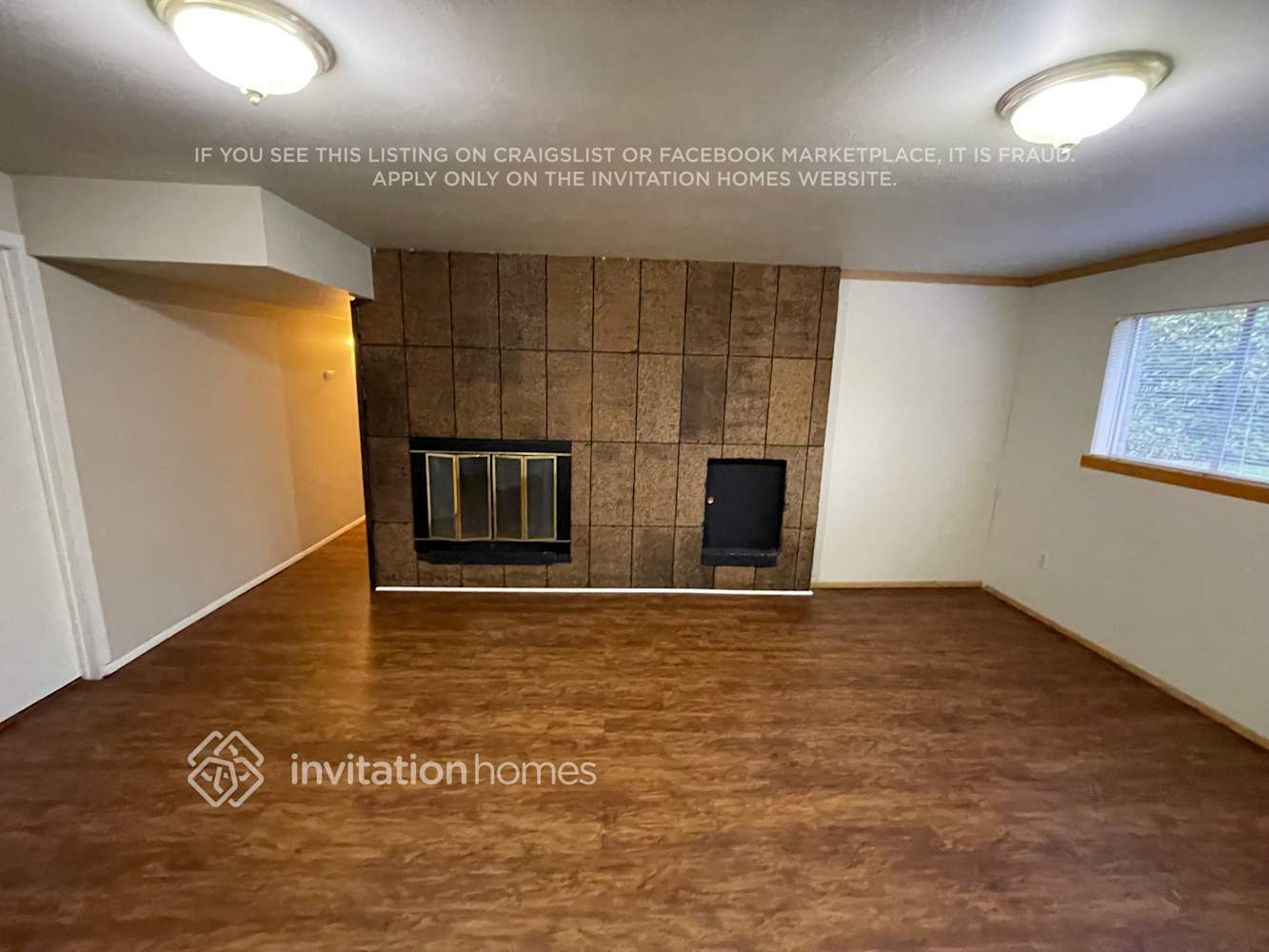 Building Photo - 855 Maplewood Ave