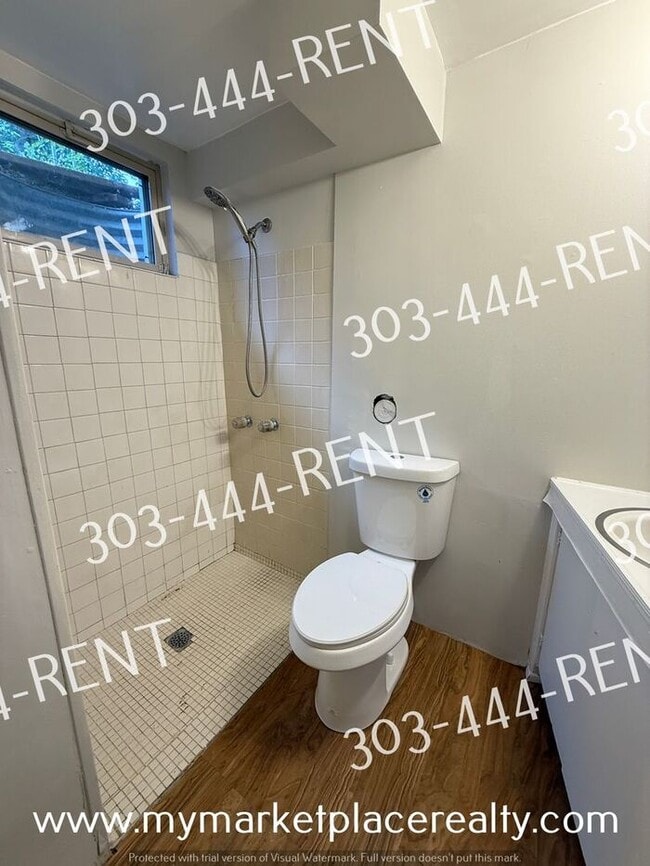 Building Photo - Charming Lakewood Home - 4 Bedrooms & 2 Ba...