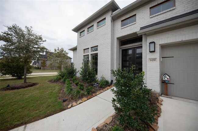 Building Photo - 4430 Windy Oaks Dr