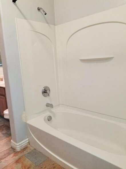 Building Photo - 7410 W Darrel Rd