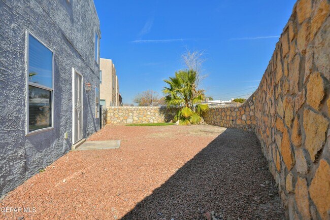 Building Photo - 5016 Conley Rd