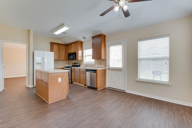 Building Photo - 19310 Golden Cactus Ln