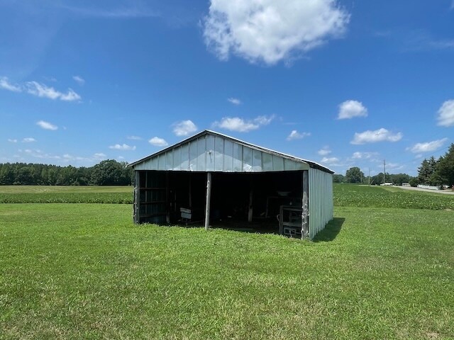 Building Photo - 549 Wooden Bridge Rd