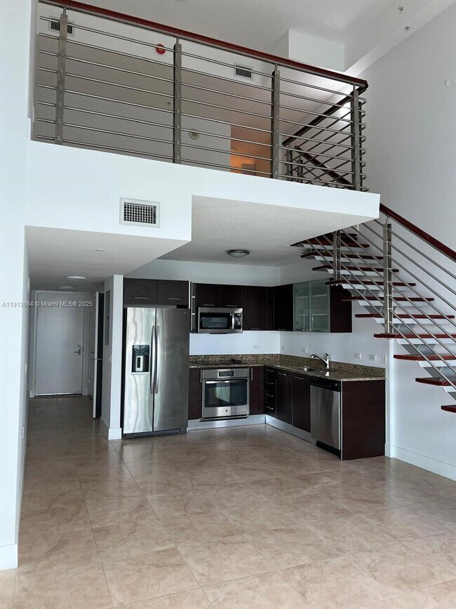 Building Photo - 41 SE 5th St