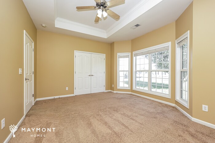 Building Photo - 3217 Hardwood Dr