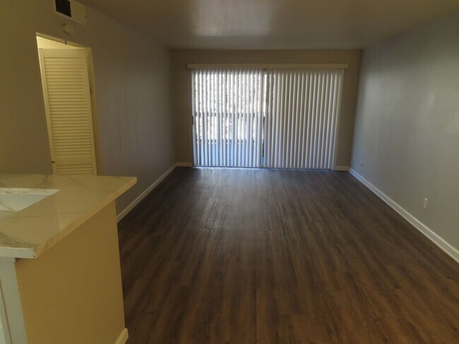 Building Photo - 6406 Friars Rd