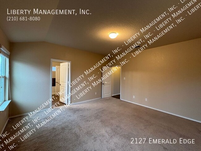 Building Photo - 2127 Emerald Edge