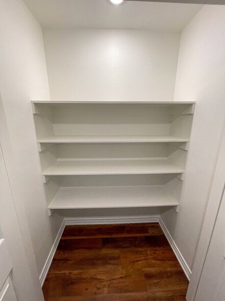 Building Photo - 2740 Ginger Ct