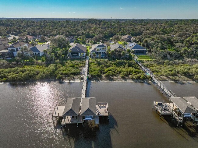 Building Photo - 54 N Riverwalk Dr