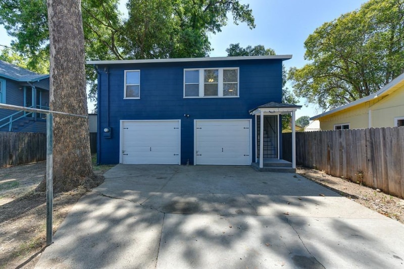 Primary Photo - 700 Kiley Ave