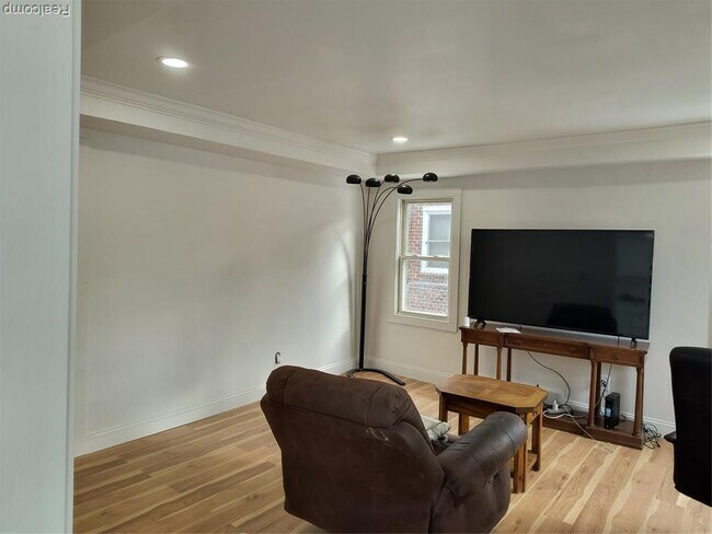 Building Photo - 19650 Buffalo St