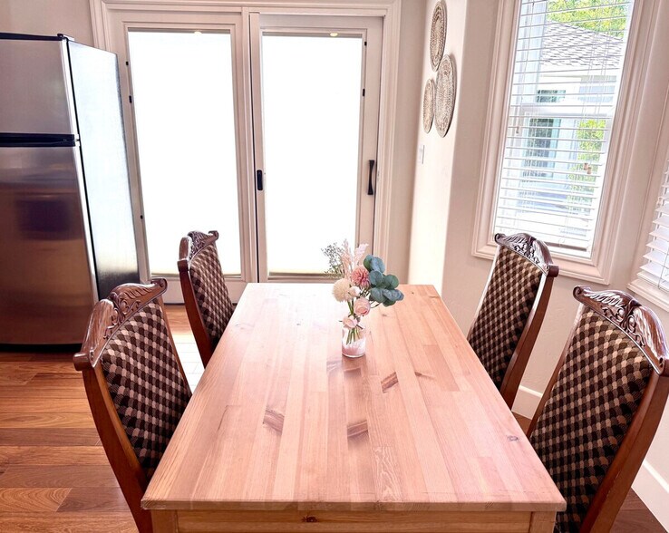 Building Photo - 10726 Randy Ln