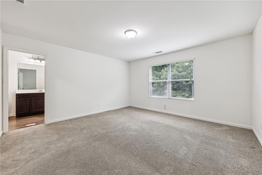 Building Photo - 3294 Tarian Way