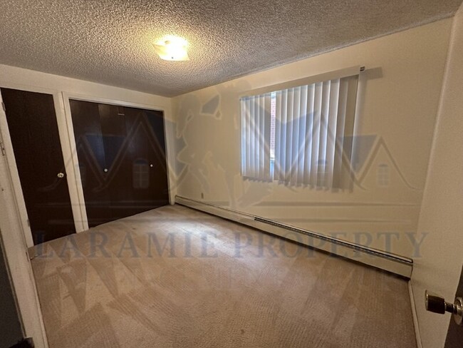 Building Photo - 710 Downey St