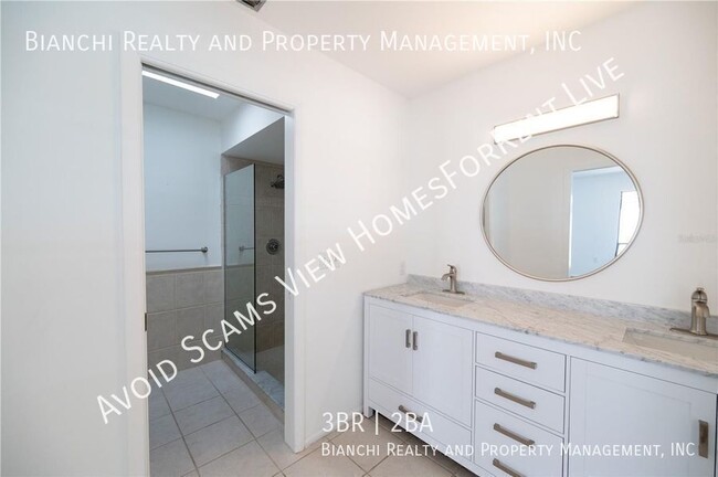 Building Photo - 3015 48th Ave Dr E