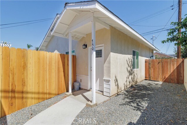 Building Photo - 750 N Bonita Ct