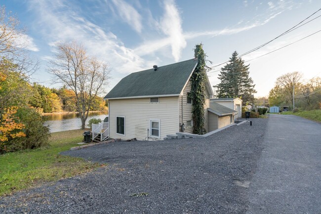 Building Photo - Waterfront Winter Rental