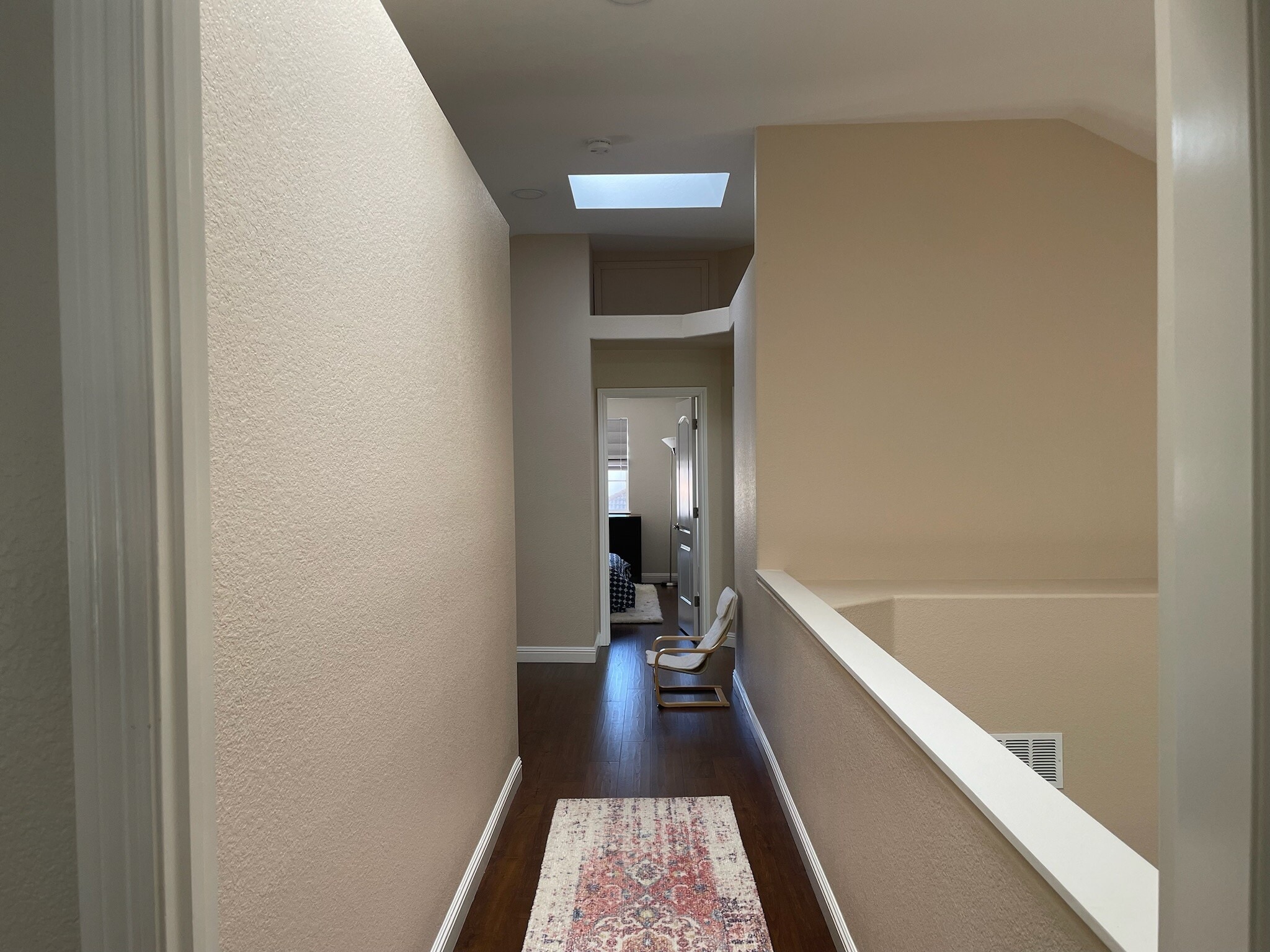Building Photo - 922 Vista Pointe Dr
