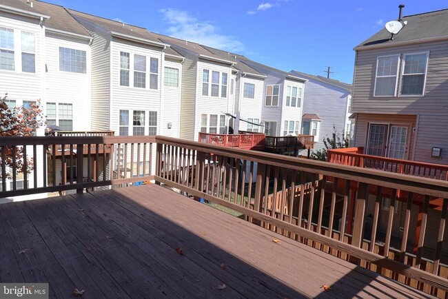 Building Photo - 6401 Lureta Ann Ln